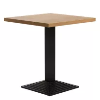   Négyzet alakú kávézó- és éttermi asztal XL 80×80×3,6 cm, öntöttvas talppal – Lancelot tölgy