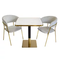   Kávézóasztal szett: négyzet asztal 70×70 cm fehér márvány + 2 Glamour szék – szürke