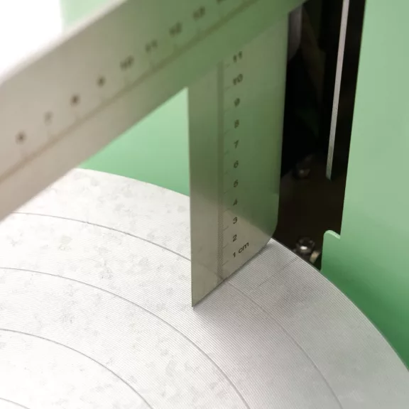 Maxima Tortadíszítő gép - Ø 36.4cm - zöld – 09381201 Maxima Tortadíszítő gép - Ø 36.4cm - zöld – 09381201