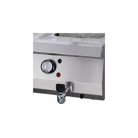 Maxima Nagy teherbírású fritőz - 2 x 12L - Elektromos - Dupla egység - lefolyócsappal - 70cm mélységű – 09394999 Maxima Nagy teherbírású fritőz - 2 x 12L - Elektromos - Dupla egység - lefolyócsappal - 70cm mélységű – 09394999