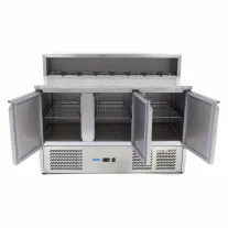 Maxima Pizza előkészítő hűtött munkaasztal - 3 ajtó - 136,5cm - 400L – 09400205