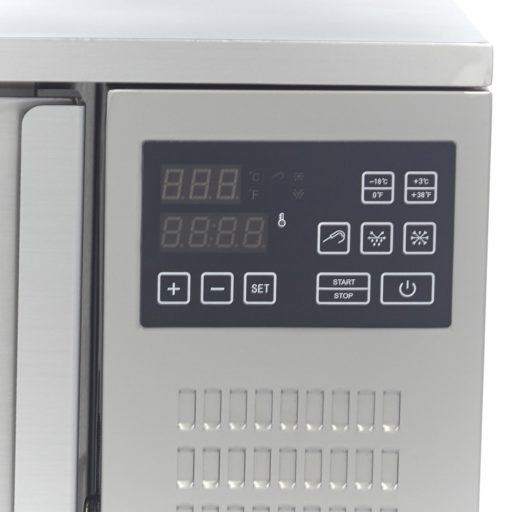 Blast Chiller 2 x 2/3 + 1 x 1/2 GN kapacitás