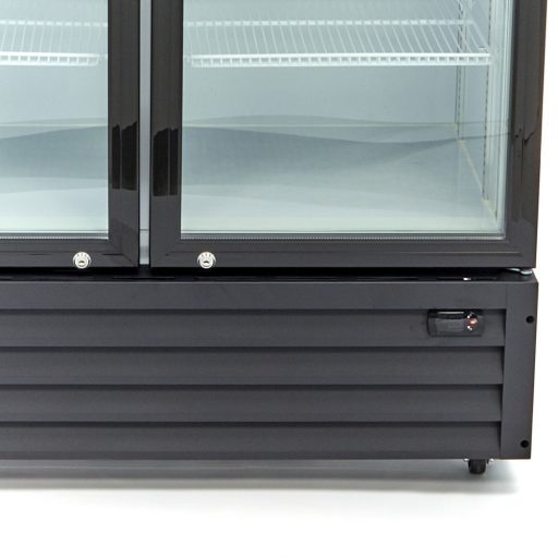 Italok hűtőszekrény 700L